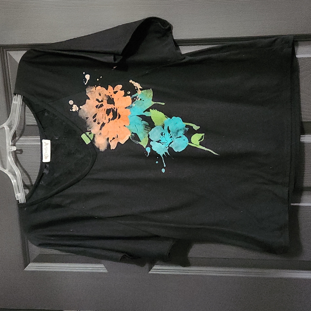 Crafty flower top